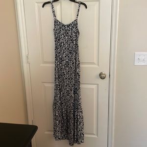 Beautiful blue and white floral maxi dress MSK S